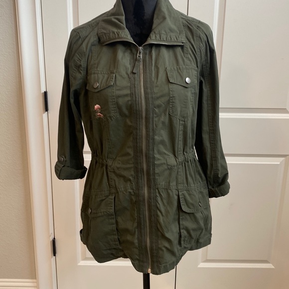 Jade & Ivory Boho Shabby Chic Army Green With Floral Embroidery Utility Jacket - Picture 2 of 5